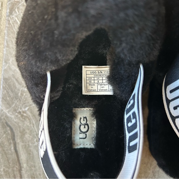 NWOB UGG Women’s Oh Yeah Black Slide Slipper, Size 10 - Picture 8 of 9
